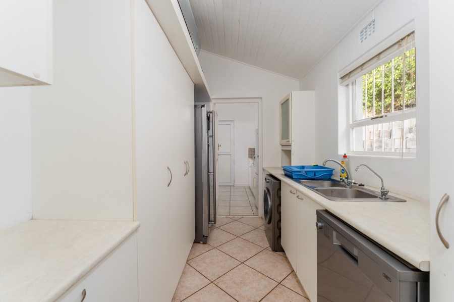 4 Bedroom Property for Sale in Simons Kloof Western Cape